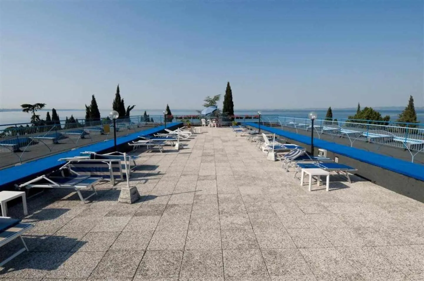Il Nido Euroresidence Lungolago Garda Garda  Holiday home