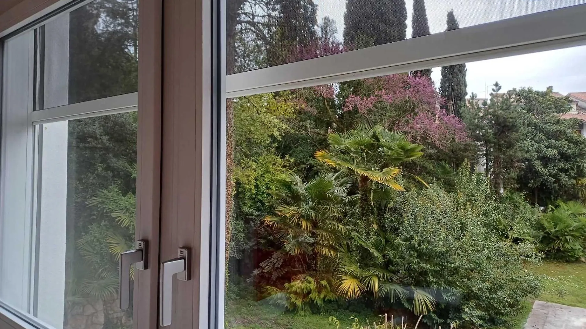Il Nido Euroresidence Lungolago Garda Garda  Holiday home