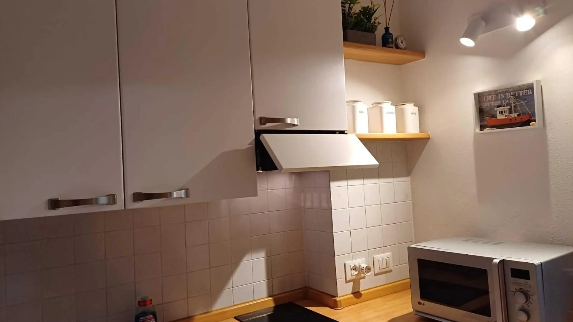 Il Nido Euroresidence Lungolago Garda Garda  Holiday home Garda (Verona)