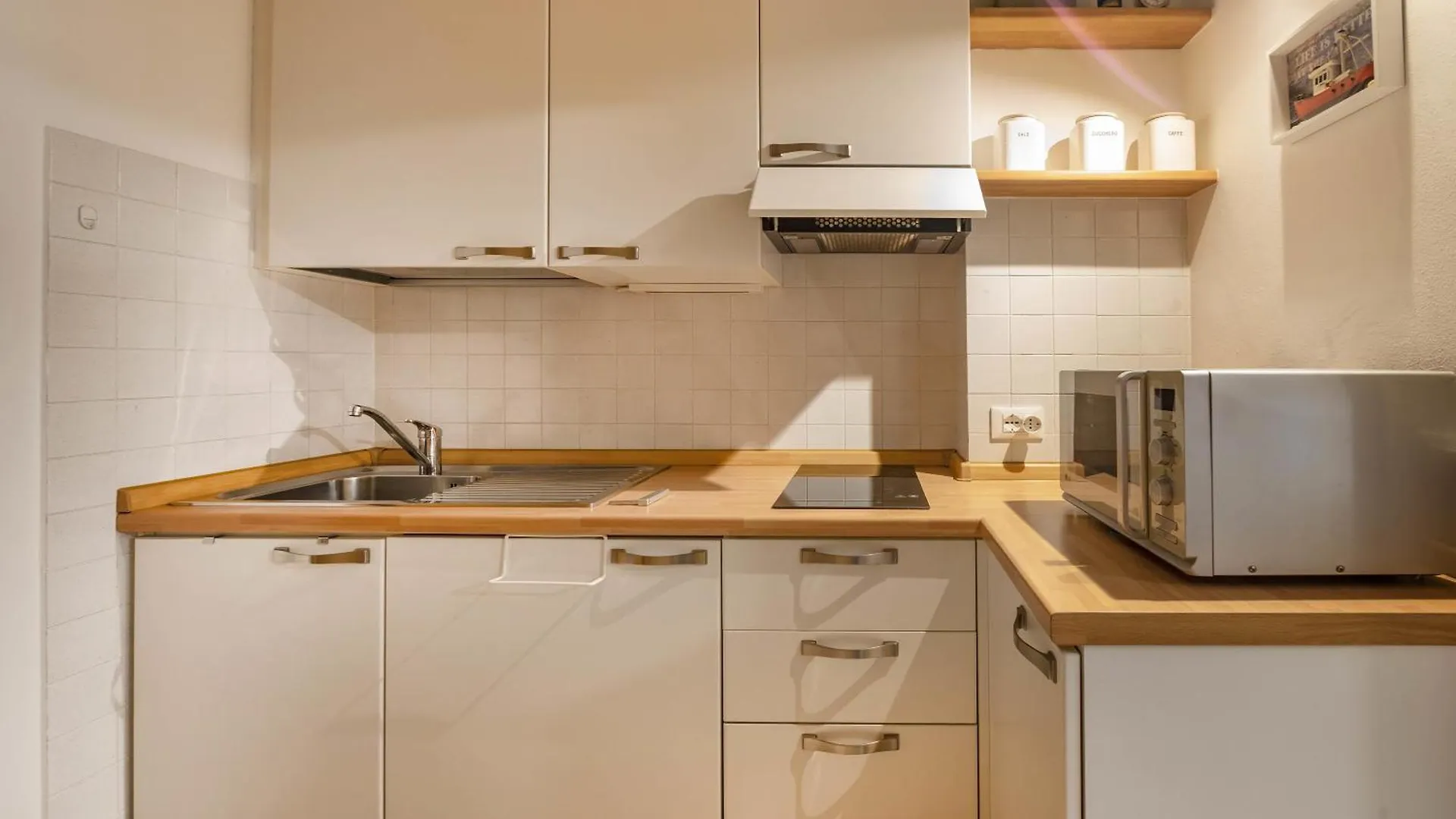 Il Nido Euroresidence Lungolago Garda Garda  0*, Garda (Verona) Italy