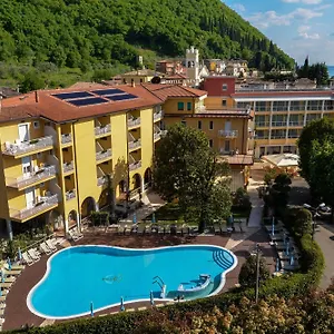 Bisesti ***s Otel