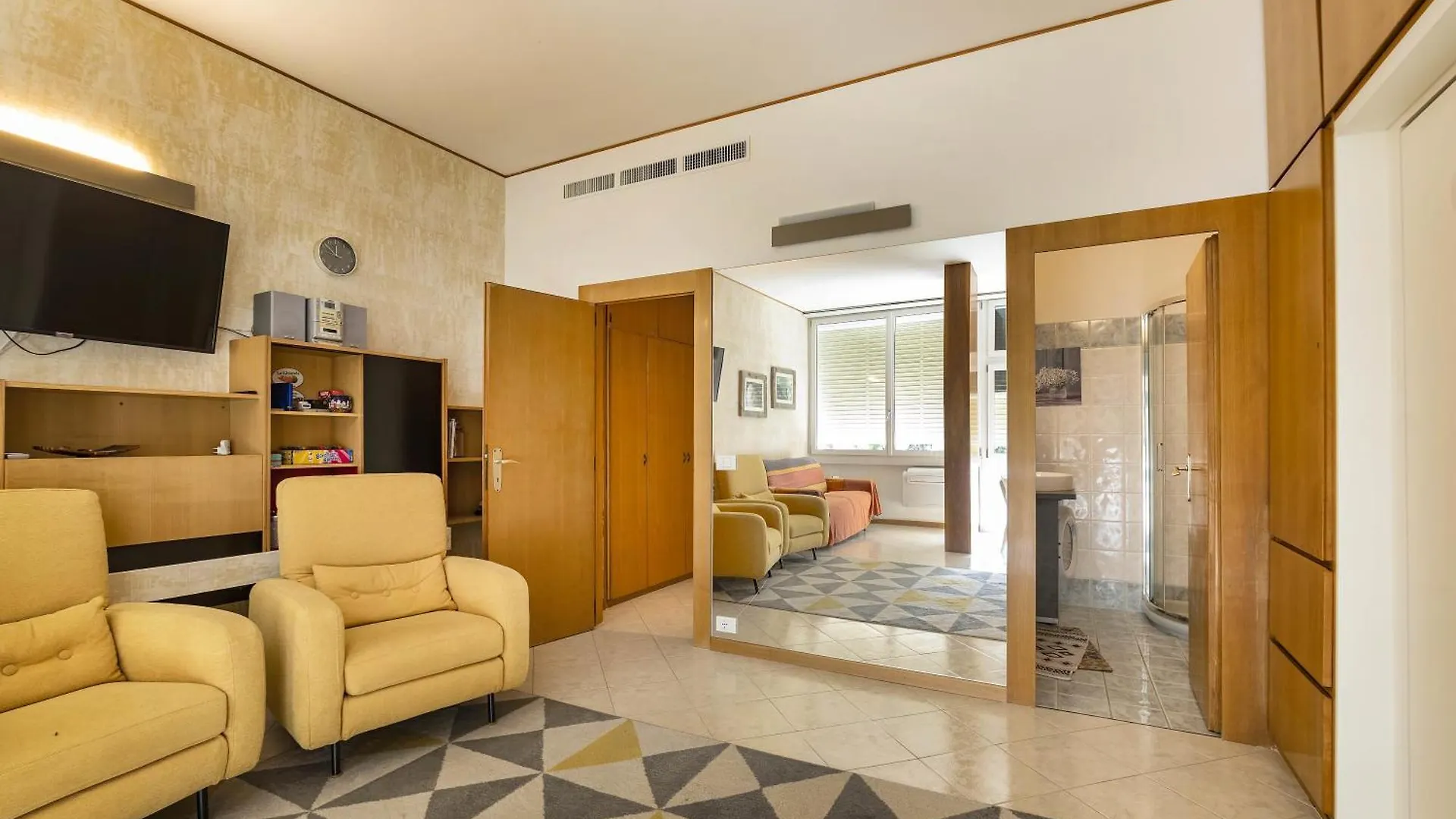 Il Nido Euroresidence Lungolago Garda Garda  Italy